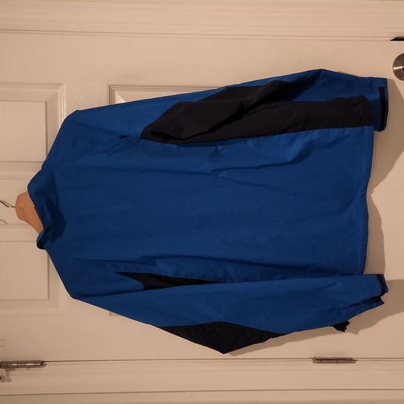 L.L. Bean Windbreaker Jacket - Picture 3 of 4